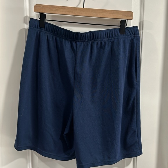 Men’s Tek Gear Athletic Shorts - Picture 2 of 5